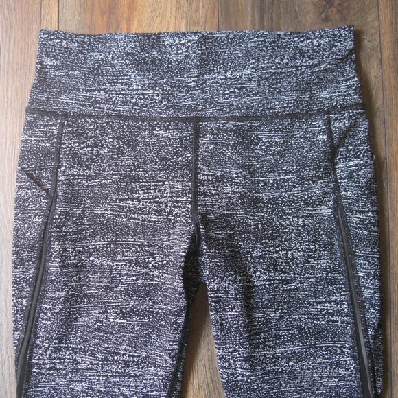 Lululemon High Rise Pace Perfect Tight size 10 *EUC - Picture 5 of 12